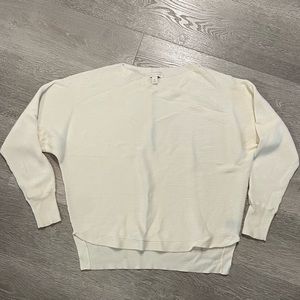 Chelsea & Violet Cream Sweater | Medium